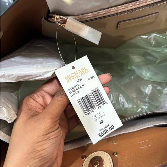 Michael Kors Beige Leather Tote with Gold Accents - Picture 4 of 5